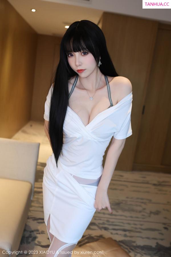   [XiuRen]高清写真图 2023.06.12 No.6897 江七七 丝袜美腿第33张图片